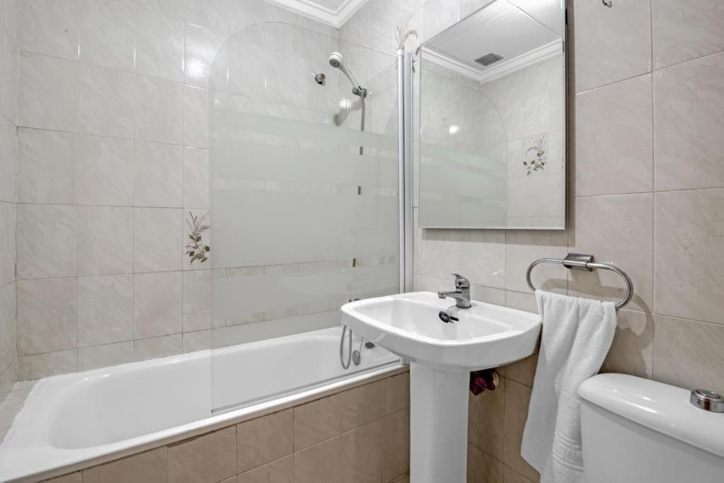 Luxe Apartment, Chill Out, Beach 10 Min Alicante Dış mekan fotoğraf